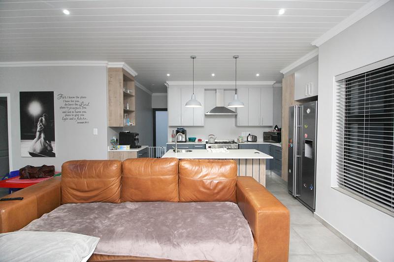 3 Bedroom Property for Sale in Reebok Western Cape